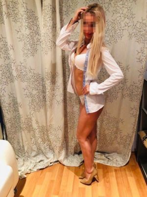 Машенька, индивидуалка