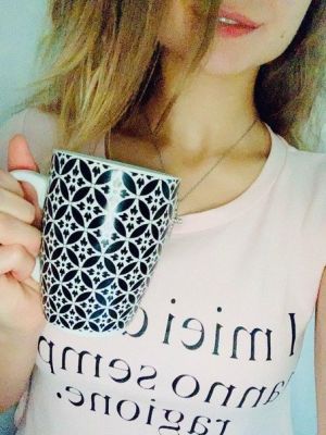 Неля, рост: 170, вес: 53