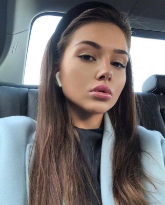 Алиса , 21